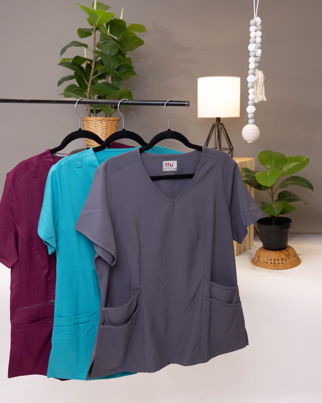 Let’s be real—who’s got time to iron at 6 a.m.? 😴🥱 Not you.